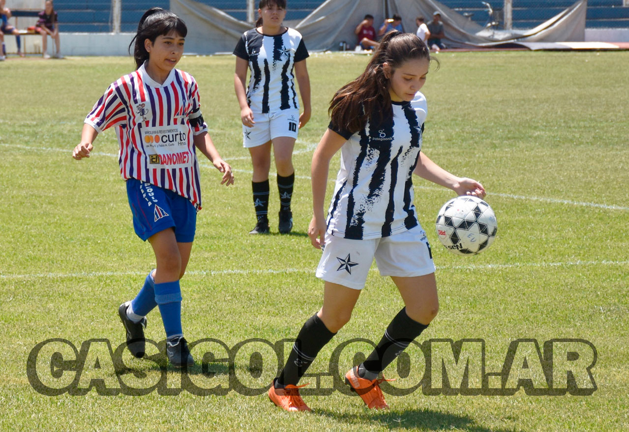 ESTUDIANTIL CAMPEÓN DEL TORNEO FEMENINO DE FÚTBOL SUB 16 CASIGOL