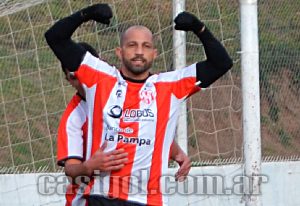 COSTA-GOL-AMIEVA-FESTEJO-AT-CATRILO