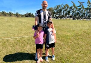 SE RETIRÓ DEL FÚTBOL PROFESIONAL: SU ÚLTIMA FOTO EN PRIMERA, EL ADIÓS DE COKI BORNES COCKI