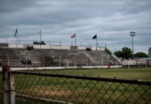 CUANDO EL FÚTBOL DEJA DE SER APOLÍTICO cancha-futbol-interior