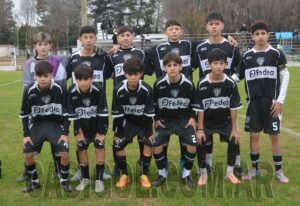 02-PICOFBC-ATLETICO-CATRILO-INFERIORES-FOTO1