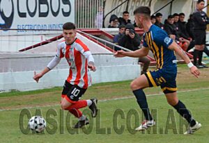 COSTA BRAVA LO GANÓ CON DOS HOMBRES MENOS 6TA-FECHA-COSTA-ALLBOYS-FOTO4