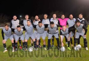 AMISTOSO-RACING-FERRO-MAXI-FOTO1